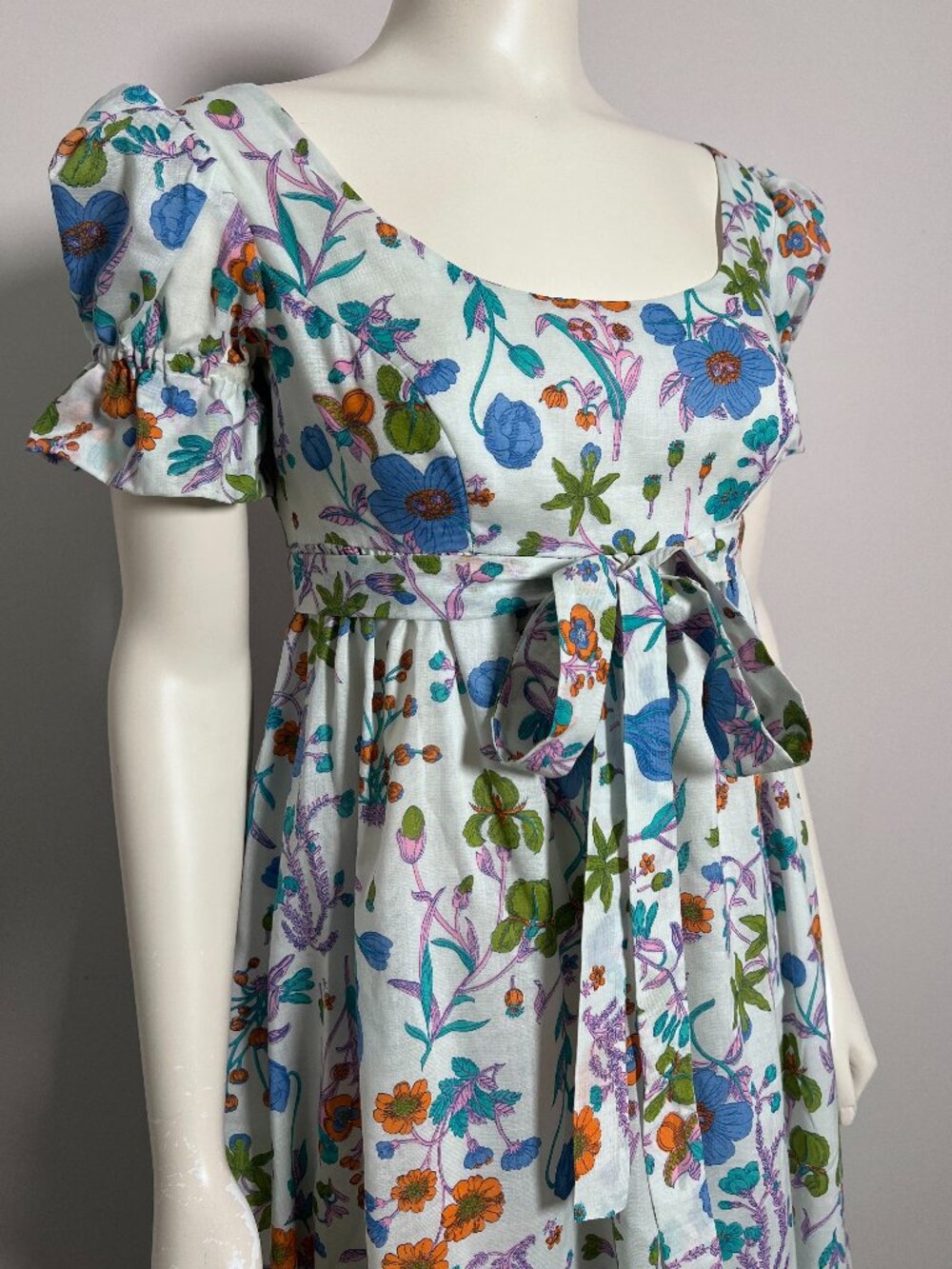 Vintage 1970s Priscilla of Boston Floral Maxi Dress